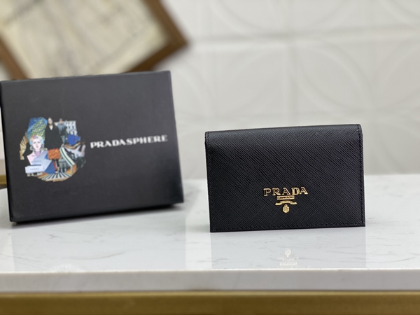 プラダ財布コピー正面デザイン